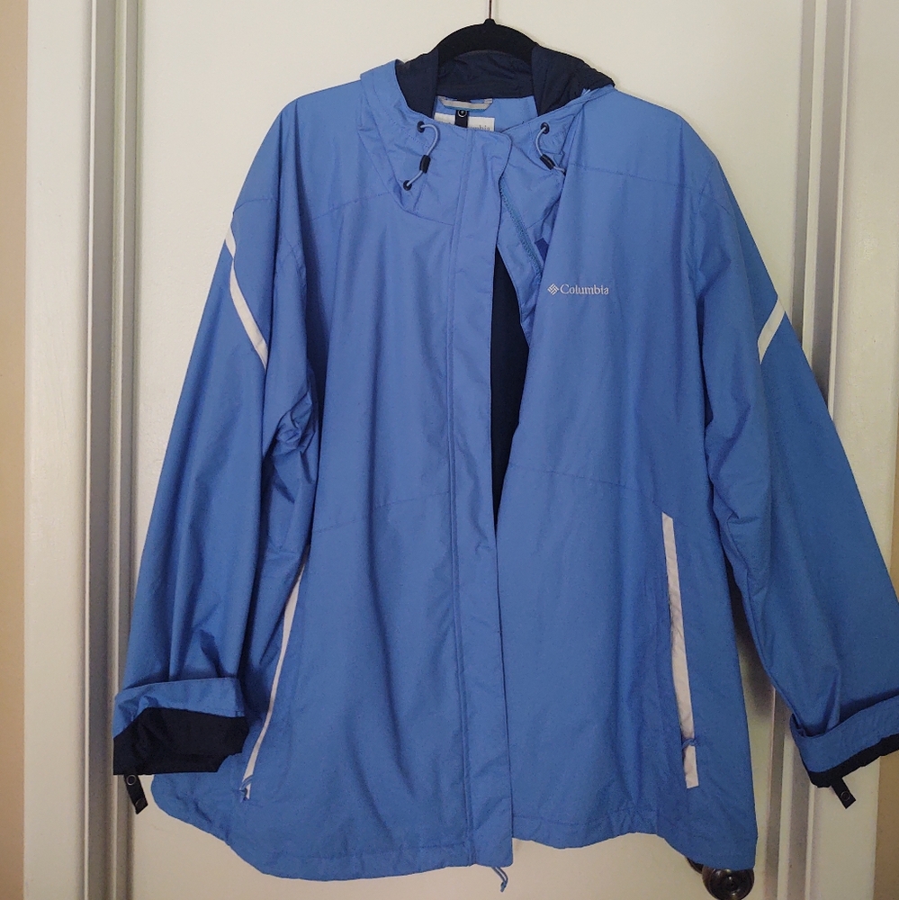 Rain Coat by Columbia 3x blue with white stripe, zip and Velcro